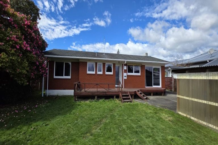 Photo of property in 12 Martin Street, Utuhina, Rotorua, 3015