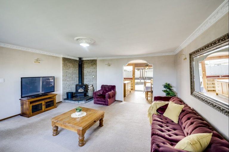 Photo of property in 21 Waterworth Avenue, Onekawa, Napier, 4110