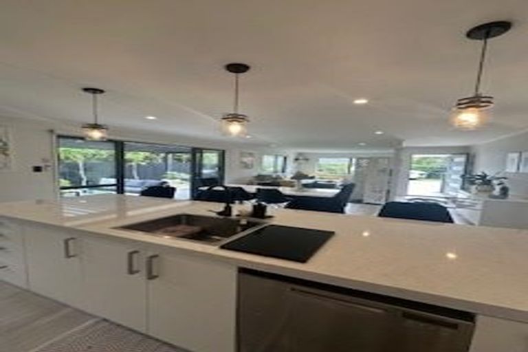 Photo of property in 3 Riverboat Lane, Helensville, 0800
