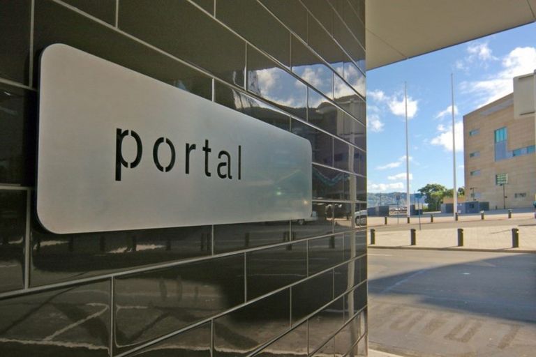 Photo of property in Portal Apartments, 4a/42 Cable Street, Te Aro, Wellington, 6011
