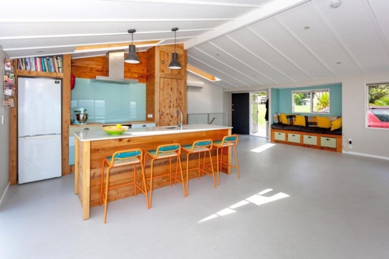 Photo of property in 37 Adams Road, Thornton Bay, Thames, 3575