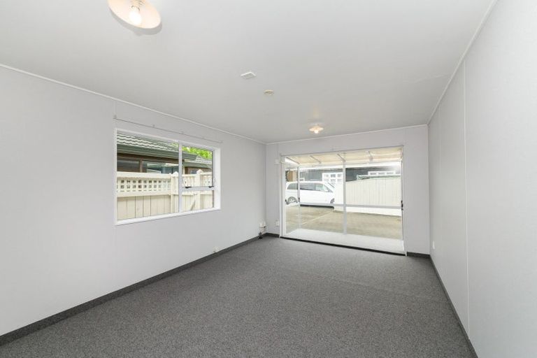 Photo of property in 4 Clendon Court, Roslyn, Palmerston North, 4414