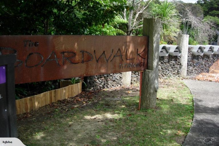 Photo of property in 51 Rimutaka Place, Titirangi, Auckland, 0604