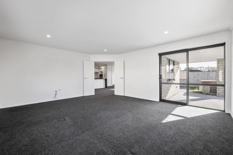 Photo of property in 3/48a Celia Street, Stratford, 4332