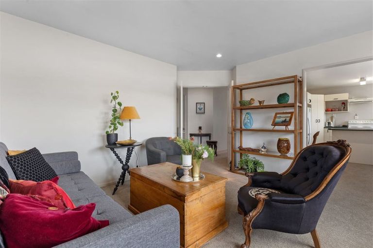 Photo of property in 84 Main Road North, Papanui, Christchurch, 8052