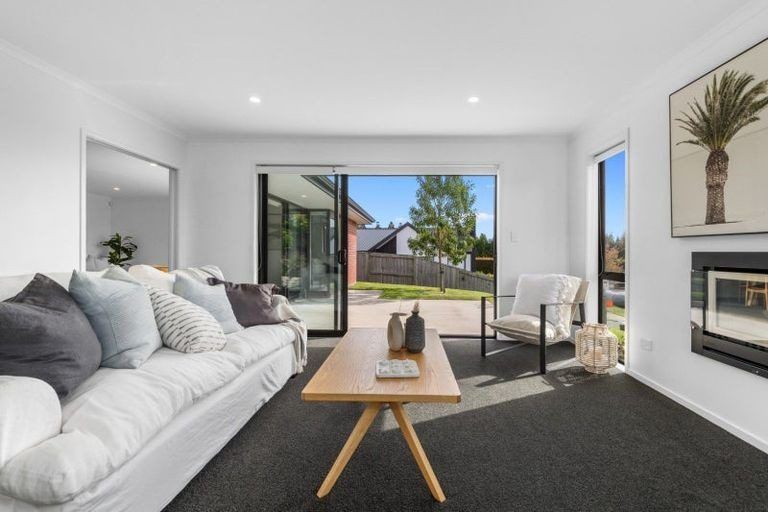 Photo of property in 4 Flounder Drive, Omokoroa, 3114