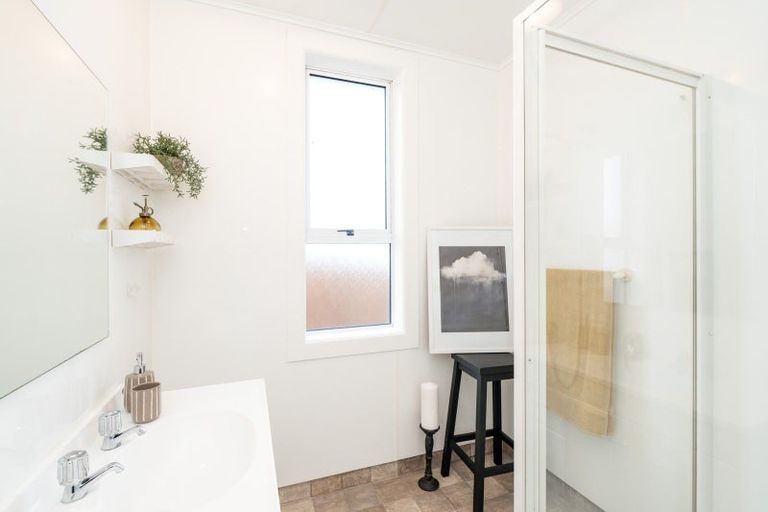 Photo of property in 157 Newcastle Street, Windsor, Invercargill, 9810