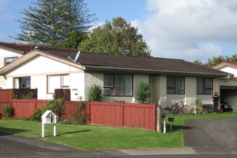 Photo of property in 1/9 Tina Place, Sunnyhills, Auckland, 2010