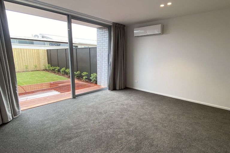 Photo of property in 2/113 Huxley Street, Sydenham, Christchurch, 8023