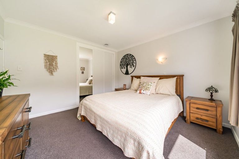 Photo of property in 342 Main Road, Tawa, Wellington, 5028