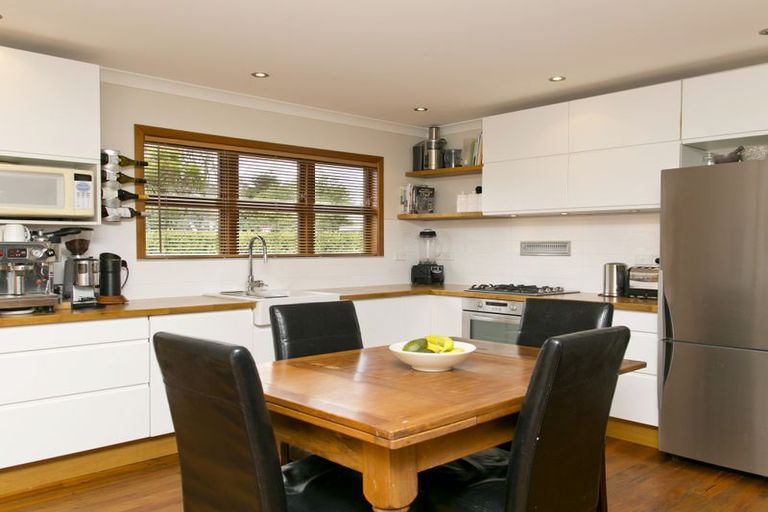Photo of property in 60 Taharepa Road, Hilltop, Taupo, 3330