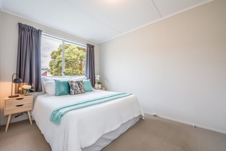 Photo of property in 18 Ilam Grove, Kelson, Lower Hutt, 5010