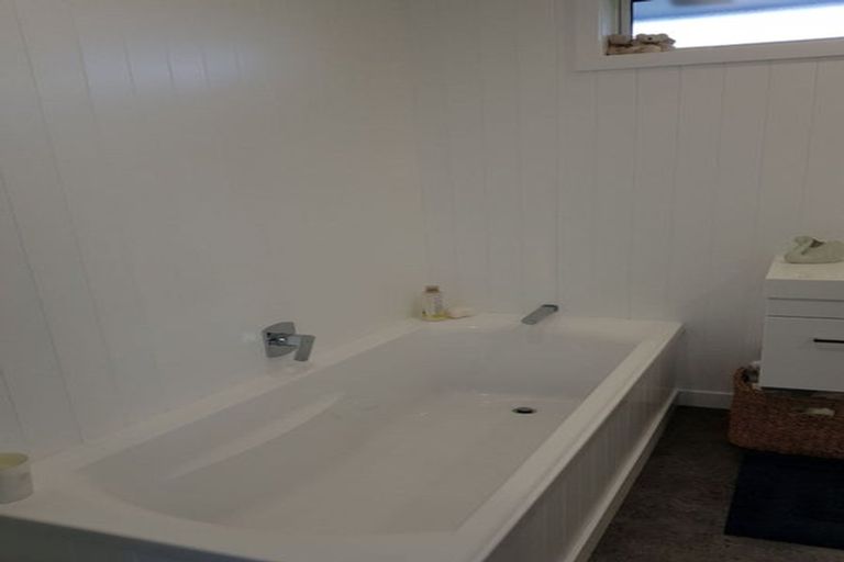 Photo of property in 5 Orbell Crescent, Te Anau, 9679