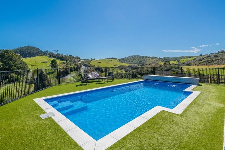 Photo of property in 883 Haruru Road, Wainui, Kaukapakapa, 0873