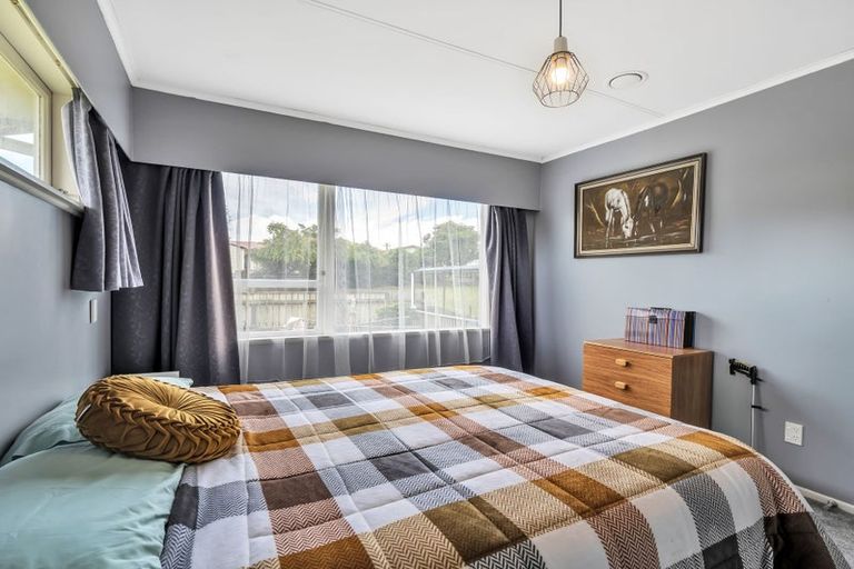 Photo of property in 11 Ries Street, Dannevirke, 4930