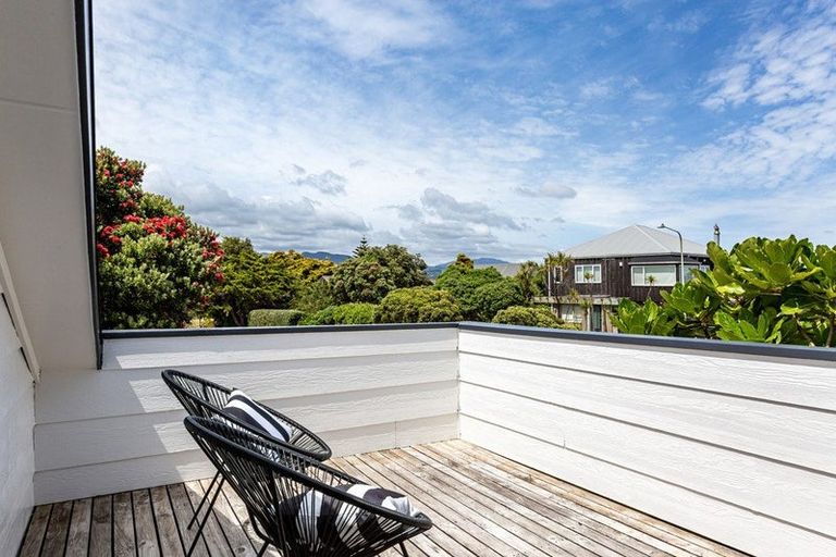 Photo of property in 5 Waiheke Street, Waikanae Beach, Waikanae, 5036