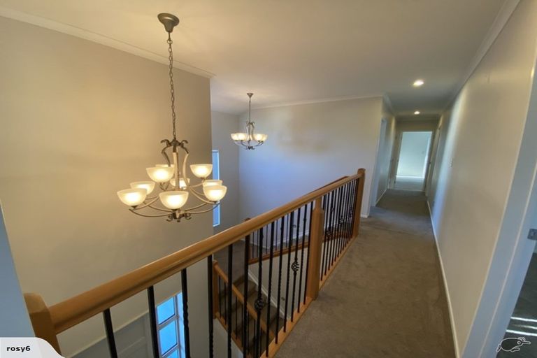 Photo of property in 43 Maylee Crescent, Gulf Harbour, Whangaparaoa, 0930