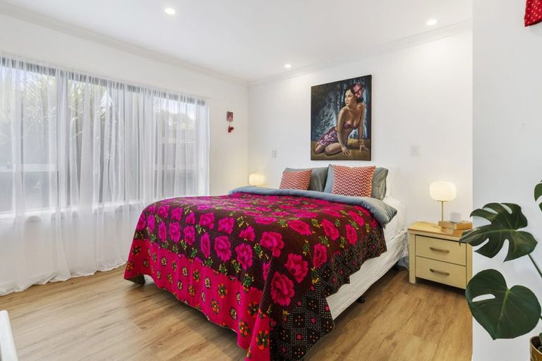 Photo of property in 1/18 Mizpah Road, Torbay, Auckland, 0630