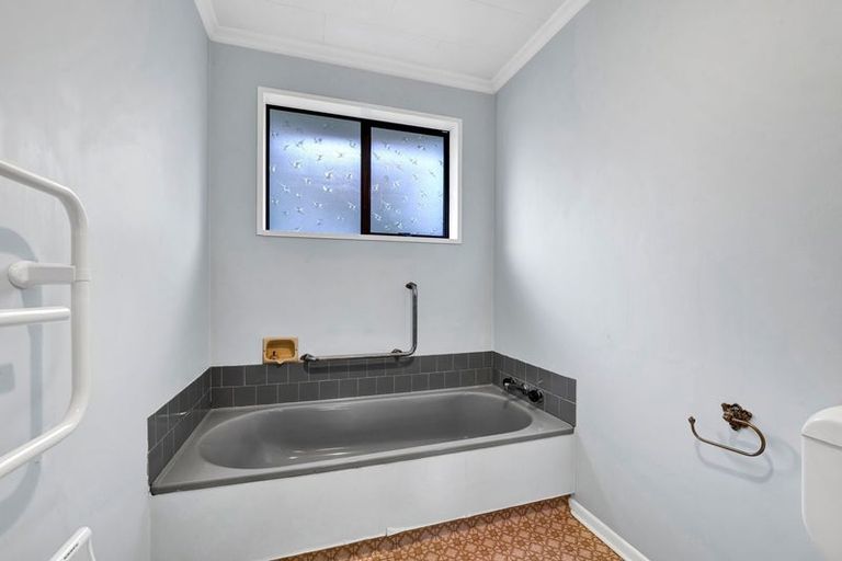 Photo of property in 21 High Street, Hawera, 4610