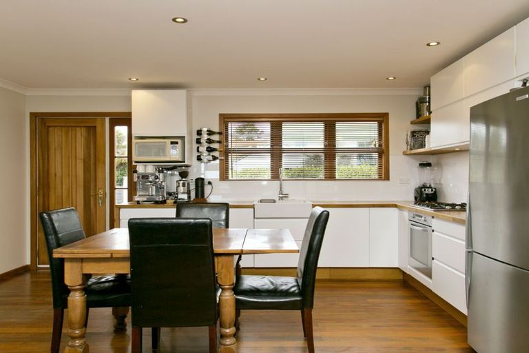 Photo of property in 60 Taharepa Road, Hilltop, Taupo, 3330
