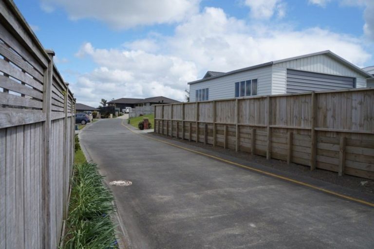 Photo of property in 16 Dune Lake Place, Ruakaka, 0116