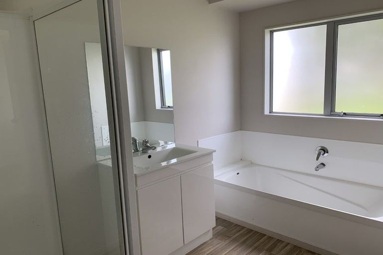 Photo of property in 26 Cobham Street, Levin, 5510