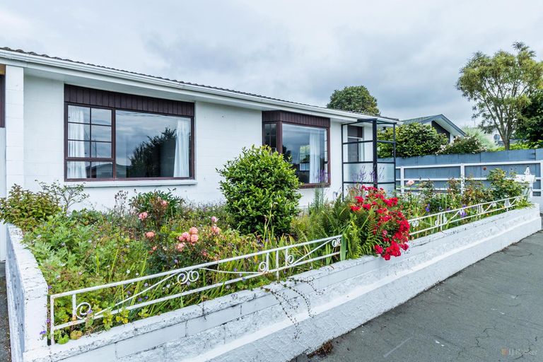 Photo of property in 2/124 Gleniti Road, Gleniti, Timaru, 7910
