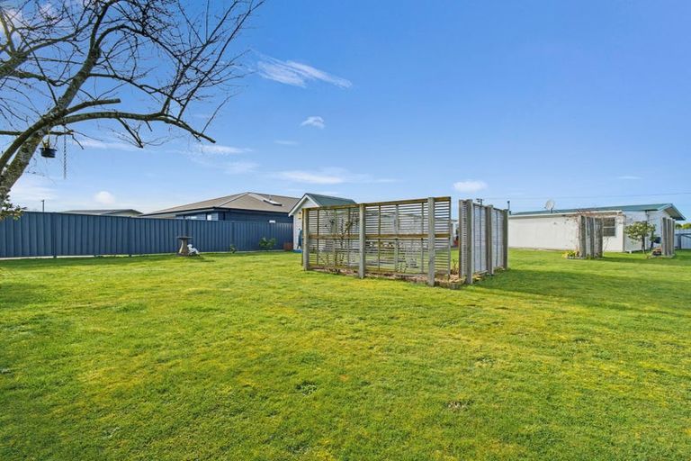 Photo of property in 18 Bell Street, Otane, 4202