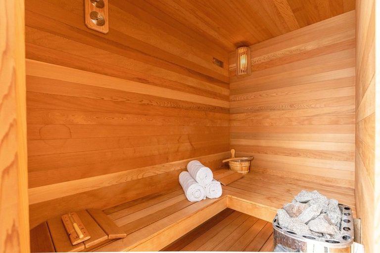 Photo of property in 16 Bunker Way, Strathmore Park, Wellington, 6022