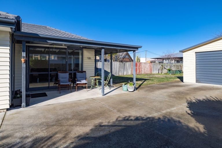 Photo of property in 50 Shortland Street, Wainoni, Christchurch, 8061