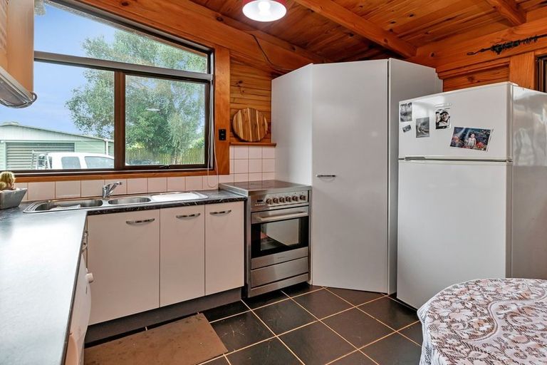 Photo of property in 26 Tangihua Road, Maungakaramea, Whangarei, 0178