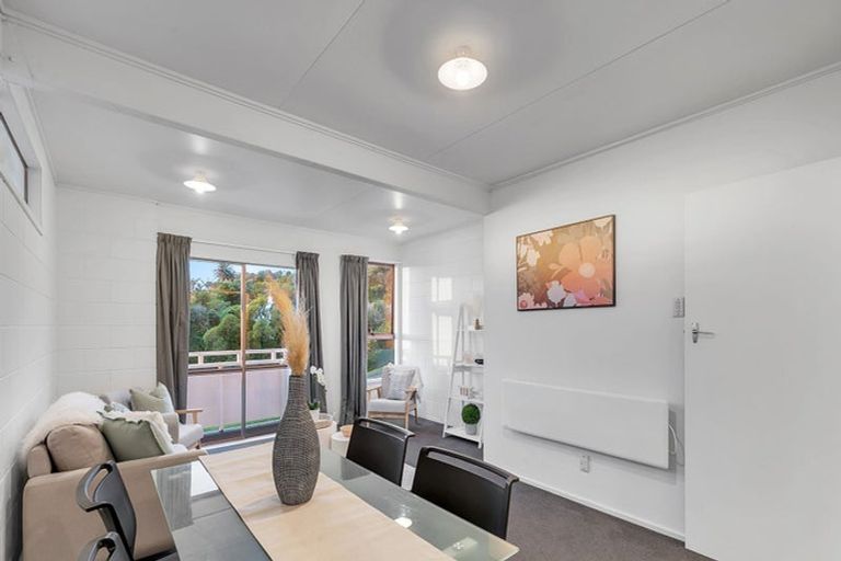 Photo of property in 4/12 Thornley Street, Titahi Bay, Porirua, 5022