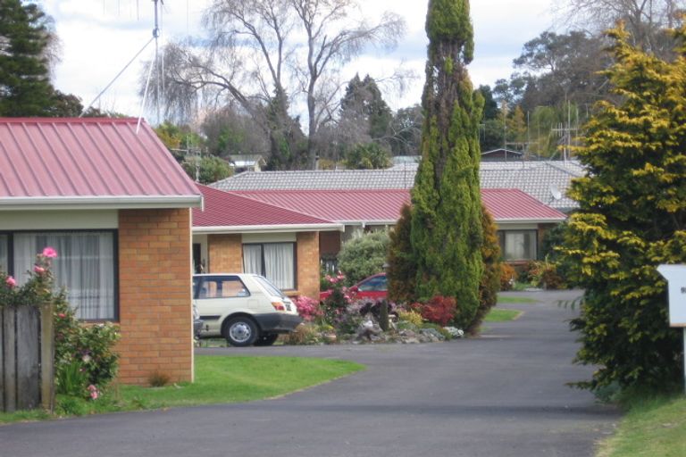 Photo of property in 2/92 Sixteenth Avenue, Tauranga South, Tauranga, 3112