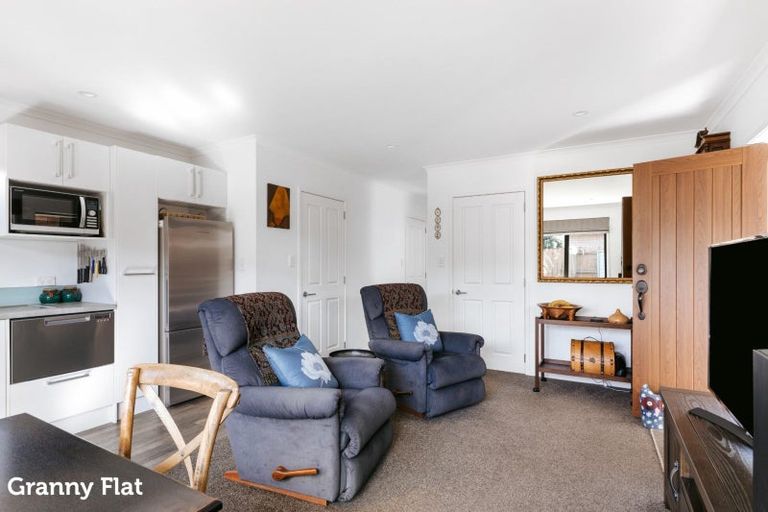 Photo of property in 20 Matemuri Drive, Papamoa Beach, Papamoa, 3118