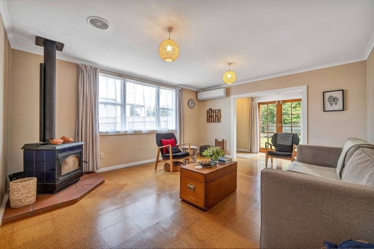 Photo of property in 36 Cordelia Street, Stratford, 4332