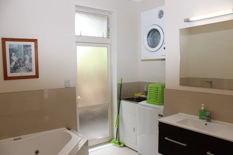 Photo of property in 38 Henson Road, Whitford, Howick, 2571