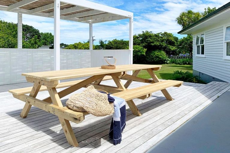 Photo of property in 7 Harbour View Road, Point Wells, Warkworth, 0986