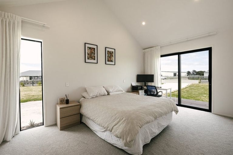 Photo of property in 16 Crown Lane, Rongotea, Palmerston North, 4473