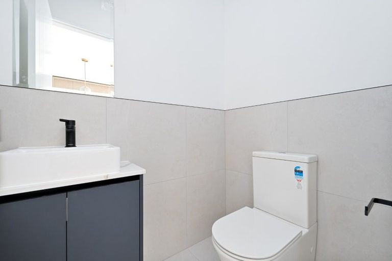 Photo of property in 6 Dorset Down Drive, Karaka, 2580