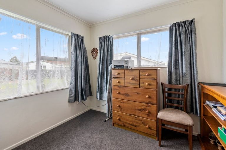 Photo of property in 6 Skye Street, Levin, 5510