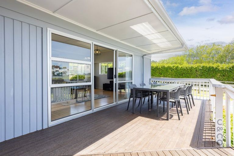 Photo of property in 83 Mount Albion Rise, Taupaki, Henderson, 0782