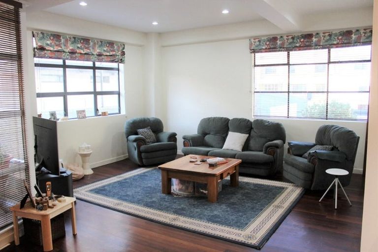 Photo of property in Atlas House, 3/22 Ghuznee Street, Te Aro, Wellington, 6011