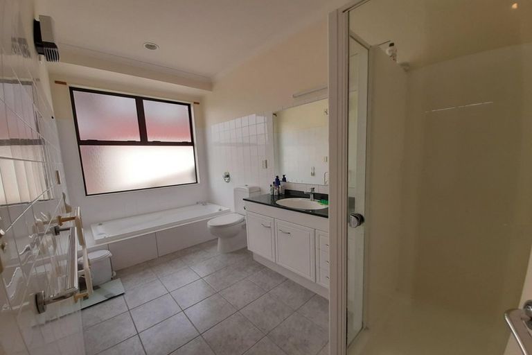 Photo of property in 20 Oban Road, Browns Bay, Auckland, 0630