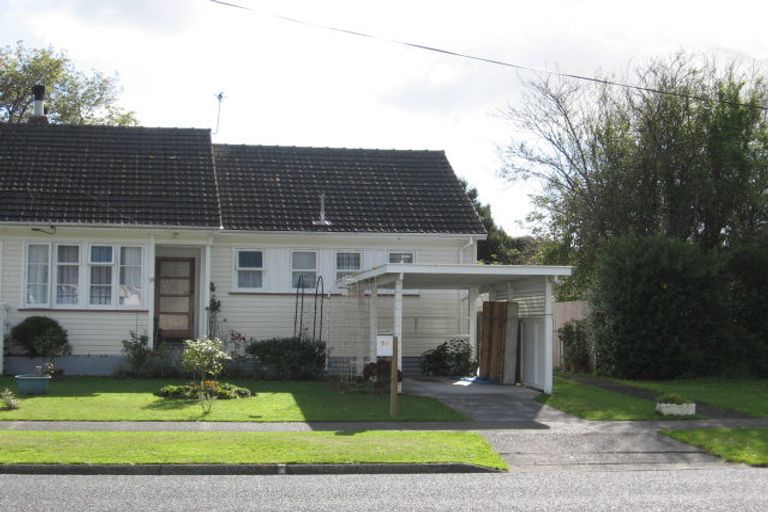 Photo of property in 53 Waddington Drive, Naenae, Lower Hutt, 5011