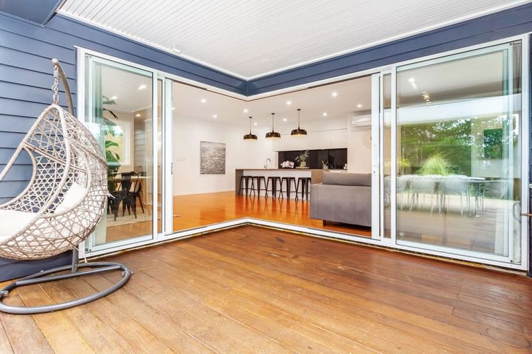 Photo of property in 32 Pacific View, Whitby, Porirua, 5024