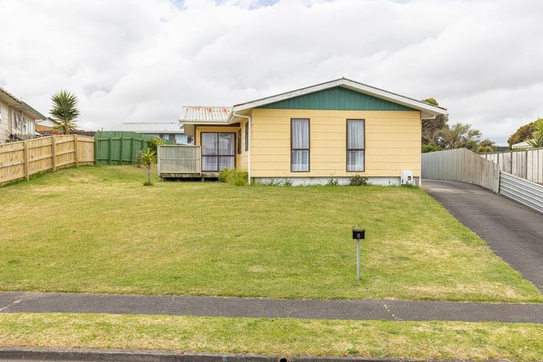 Photo of property in 8 Karyn Street, Castlecliff, Whanganui, 4501