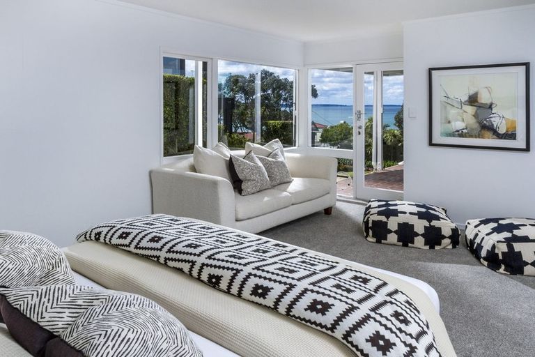 Photo of property in 29 Whitby Crescent, Mairangi Bay, Auckland, 0630