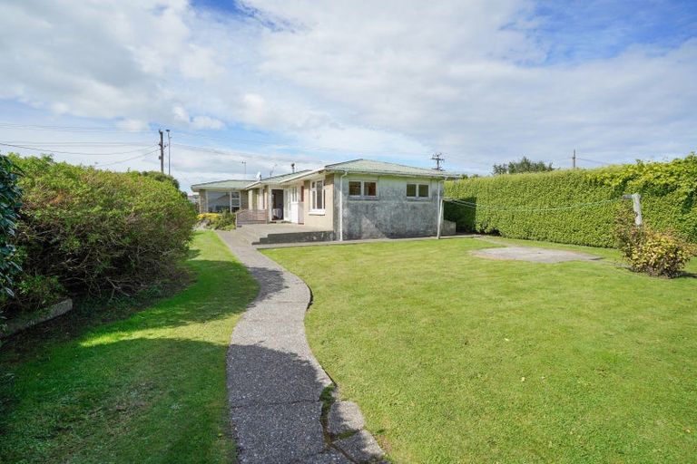 Photo of property in 16 Dunbeath Crescent, Kew, Invercargill, 9812