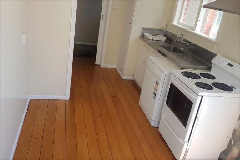 Photo of property in 33 Jillett Street, Titahi Bay, Porirua, 5022