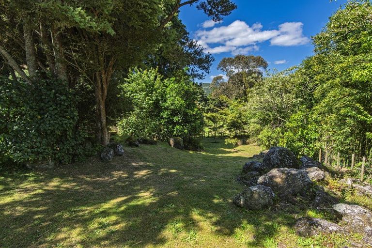 Photo of property in 8 Old Loop Road, Ngararatunua, Whangarei, 0176